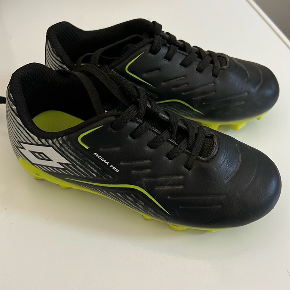 Lotto Soccer Cleats